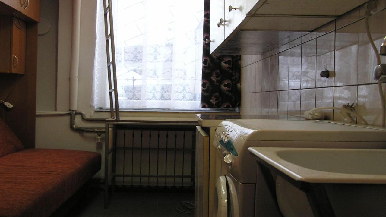 P3b Klimatyzacja ,netflix Kawalerka Mala Halczyna 9-2 Centrum 5 Przystankow Parkowanie Bezplatne Apartment *